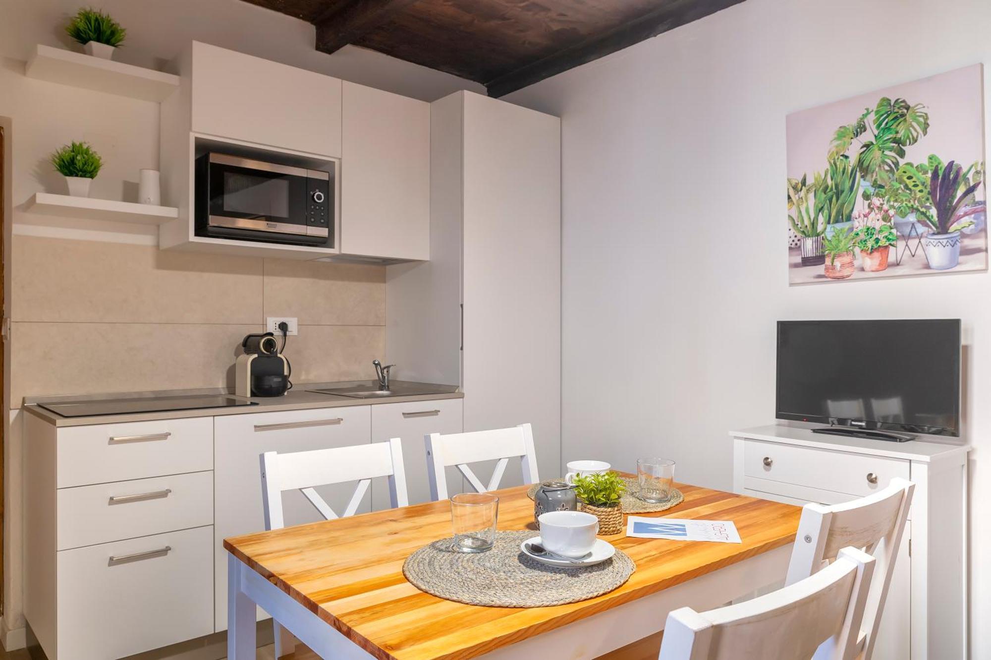 C & C Holidays Apartment